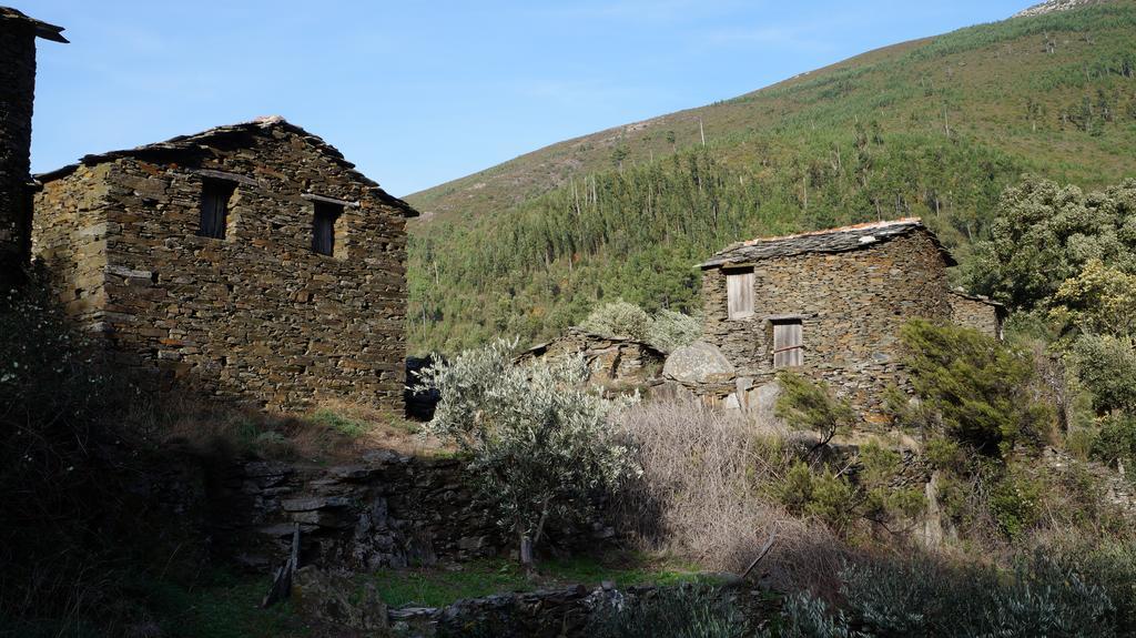 Casa Da Quelha Guest House Chas de Egua Bagian luar foto